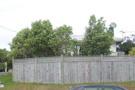 Photo of property in 1/4 Spencer Road, Pinehill, Auckland, 0632