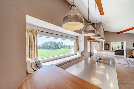 Photo of property in 239 Maharakeke Road, Waipukurau, 4281