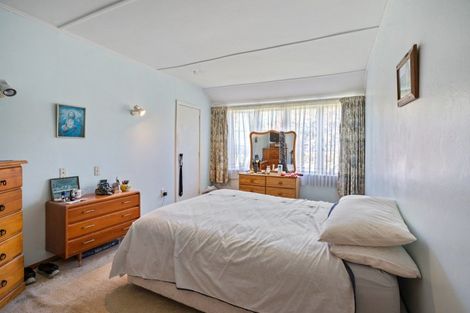 Photo of property in 1243 High Street, Taita, Lower Hutt, 5011