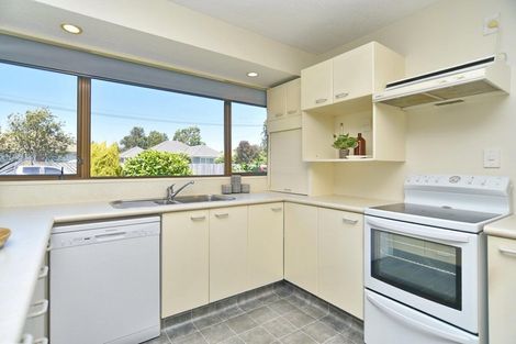 Photo of property in 26 Jocelyn Street, Casebrook, Christchurch, 8051