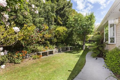 Photo of property in 8 Esher Place, Saint Martins, Christchurch, 8022