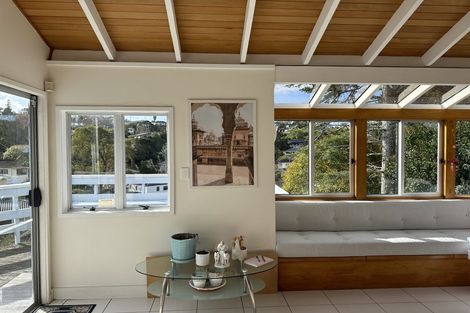 Photo of property in 50 Girrahween Drive, Totara Vale, Auckland, 0629