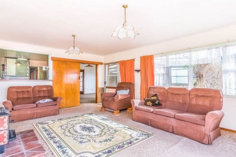 Photo of property in 8 Sarona Avenue, Glen Eden, Auckland, 0602