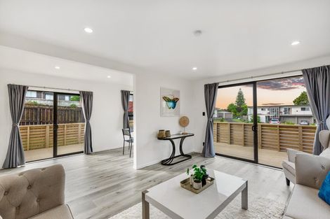 Photo of property in 38 Meilland Place, Glen Eden, Auckland, 0602