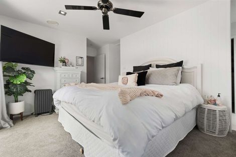 Photo of property in 43 Oceania Sands Way, Papamoa Beach, Papamoa, 3118