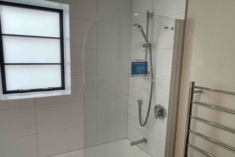 Photo of property in Westhaven Apartments, 13/127 Molesworth Street, Thorndon, Wellington, 6011