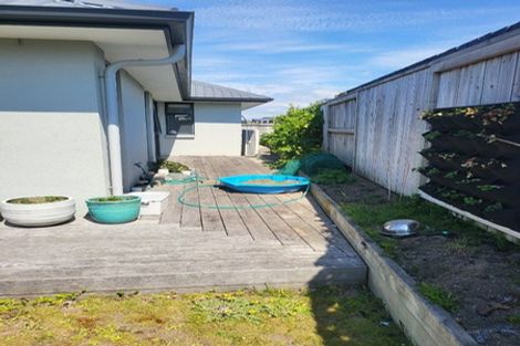 Photo of property in 5 Pikao Retreat, Papamoa Beach, Papamoa, 3118