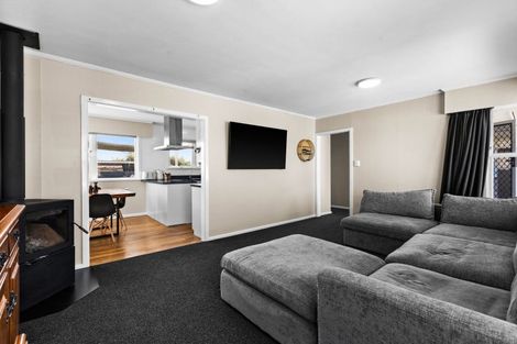 Photo of property in 3 Cranby Crescent, Onekawa, Napier, 4110