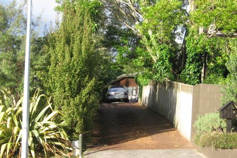 Photo of property in 1/6 Ensign Place, Hillcrest, Auckland, 0627