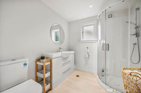 Photo of property in 15 Clyde Street, Island Bay, Wellington, 6023