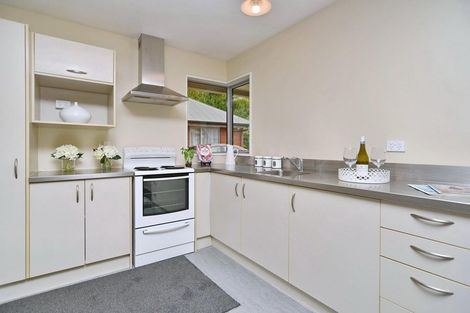 Photo of property in 18d Defoe Place, Waltham, Christchurch, 8023