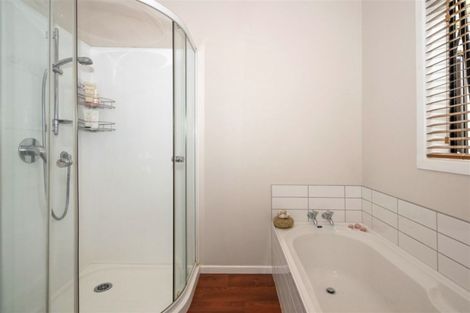 Photo of property in 9 Cubitt Street, Blenheim, 7201