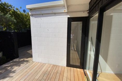 Photo of property in 3/246 Lake Road, Hauraki, Auckland, 0622