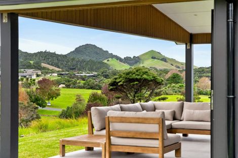 Photo of property in 10 Lakeview Lane, Mangawhai, 0573