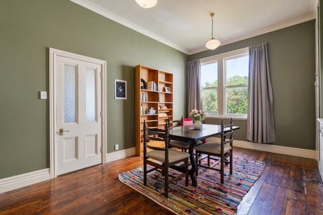 Photo of property in 25 Sutherland Crescent, Melrose, Wellington, 6023