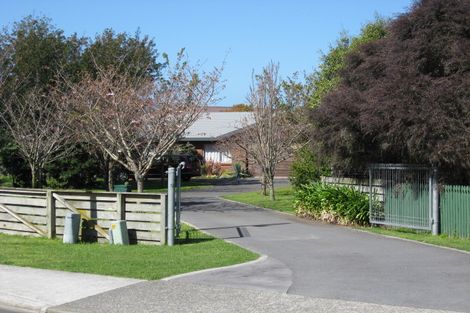 Photo of property in 52 Hollis Road, Paraparaumu Beach, Paraparaumu, 5032