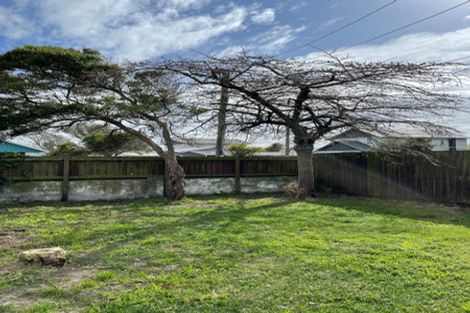 Photo of property in 11 Falcon Street, New Brighton, Christchurch, 8061