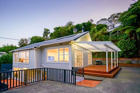 Photo of property in 81 Balfour Street, Mornington, Wellington, 6021