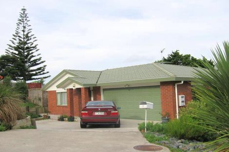 Photo of property in 7 Shah Place, Glen Eden, Auckland, 0602