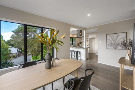Photo of property in 3 Tranquil Glade, Hillcrest, Auckland, 0627