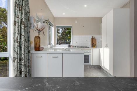 Photo of property in 13a Westridge, Camborne, Porirua, 5026