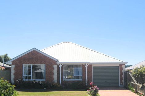 Photo of property in 27 Kintyre Drive, Broomfield, Christchurch, 8042