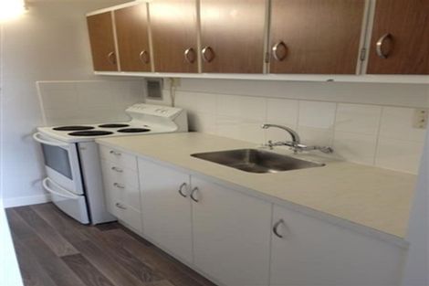 Photo of property in Hobson Court Flats, 77/70u Hobson Street, Thorndon, Wellington, 6011