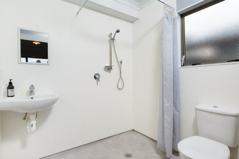 Photo of property in 2 Lysaght Place, Welcome Bay, Tauranga, 3112