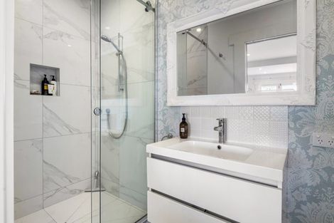 Photo of property in 1 Milton Road, Northcote Point, Auckland, 0627