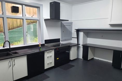 Photo of property in 19 Central Terrace, Kelburn, Wellington, 6012
