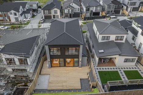 Photo of property in 14 Alluvial Street, Flat Bush, 2019