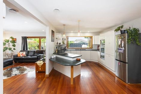 Photo of property in 46 Appleby Crescent, Burnside, Christchurch, 8053