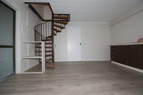 Photo of property in 2/1 Chevis Place, Pakuranga, Auckland, 2010