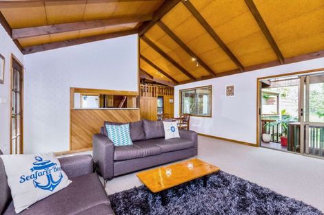 Photo of property in 12 Lilburn Crescent, Massey, Auckland, 0614