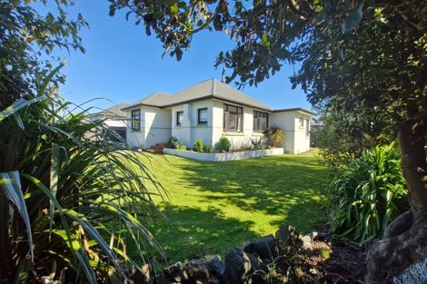 Photo of property in 42 Joseph Street, Waverley, Invercargill, 9810