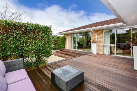 Photo of property in 4 Kirkdale Place, Avonhead, Christchurch, 8042