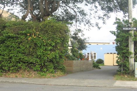 Photo of property in 8a Robertson Road, Paekakariki, 5034