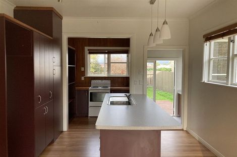 Photo of property in 12 Hosking Place, Masterton, 5810