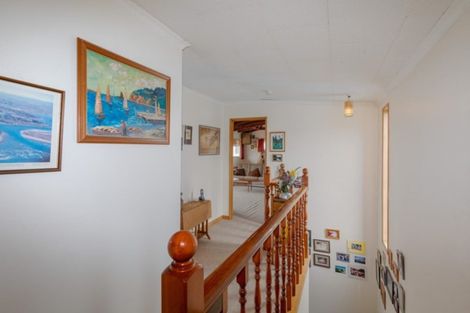 Photo of property in 29 Celia Street, Redcliffs, Christchurch, 8081