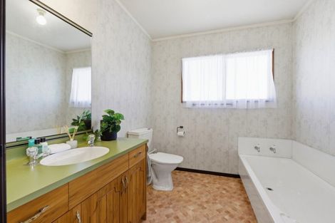 Photo of property in 131b Edgecumbe Road, Tauranga South, Tauranga, 3112
