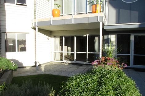 Photo of property in 4-u9 Seaview Road, Paraparaumu Beach, Paraparaumu, 5032