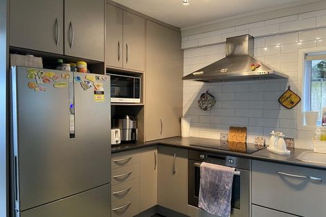 Photo of property in 5/134 Calliope Road, Stanley Point, Auckland, 0624