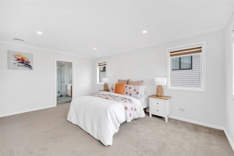 Photo of property in 7 Drover Close, Flat Bush, Auckland, 2019