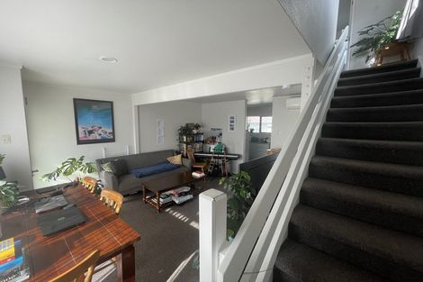 Photo of property in 133f1 Queens Drive, Lyall Bay, Wellington, 6022