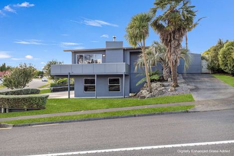Photo of property in 2 Honeysuckle Lane, Ohauiti, Tauranga, 3112