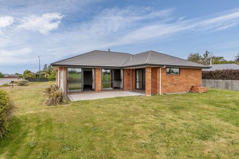 Photo of property in 1 Reeds Road, Darfield, 7510