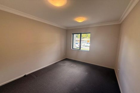 Photo of property in 26 Aragon Grove, Kingsley Heights, Upper Hutt, 5018