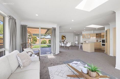 Photo of property in 5 Castleview Lane, Heathcote Valley, Christchurch, 8022
