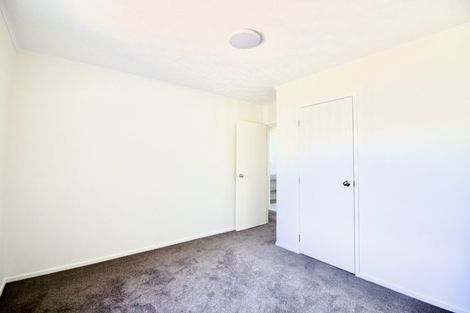 Photo of property in 64 Borich Road, Sunnyvale, Auckland, 0612