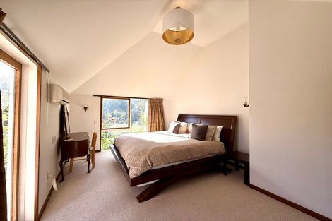 Photo of property in 23 Helmores Lane, Merivale, Christchurch, 8014